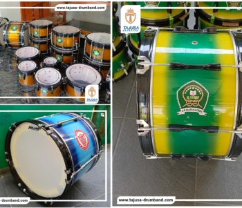 alat drumband warna cerah