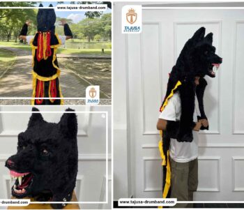 maskot drumband serigala hitam
